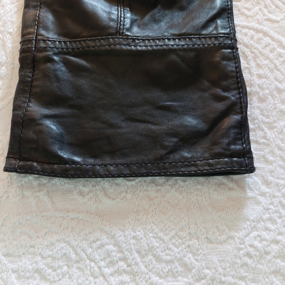 PATRIZIA PEPE FIRENZE VINTAGE ITALIAN LAMBSKIN CROP PANTS - Picture 8 of 16